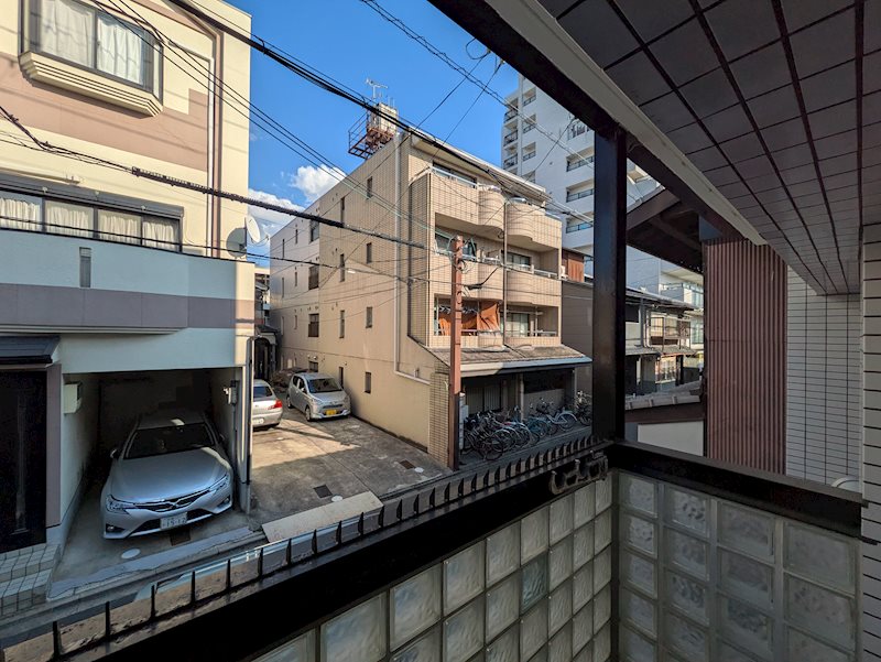 眺望　同建物同号室の室内写真です。(203号室)