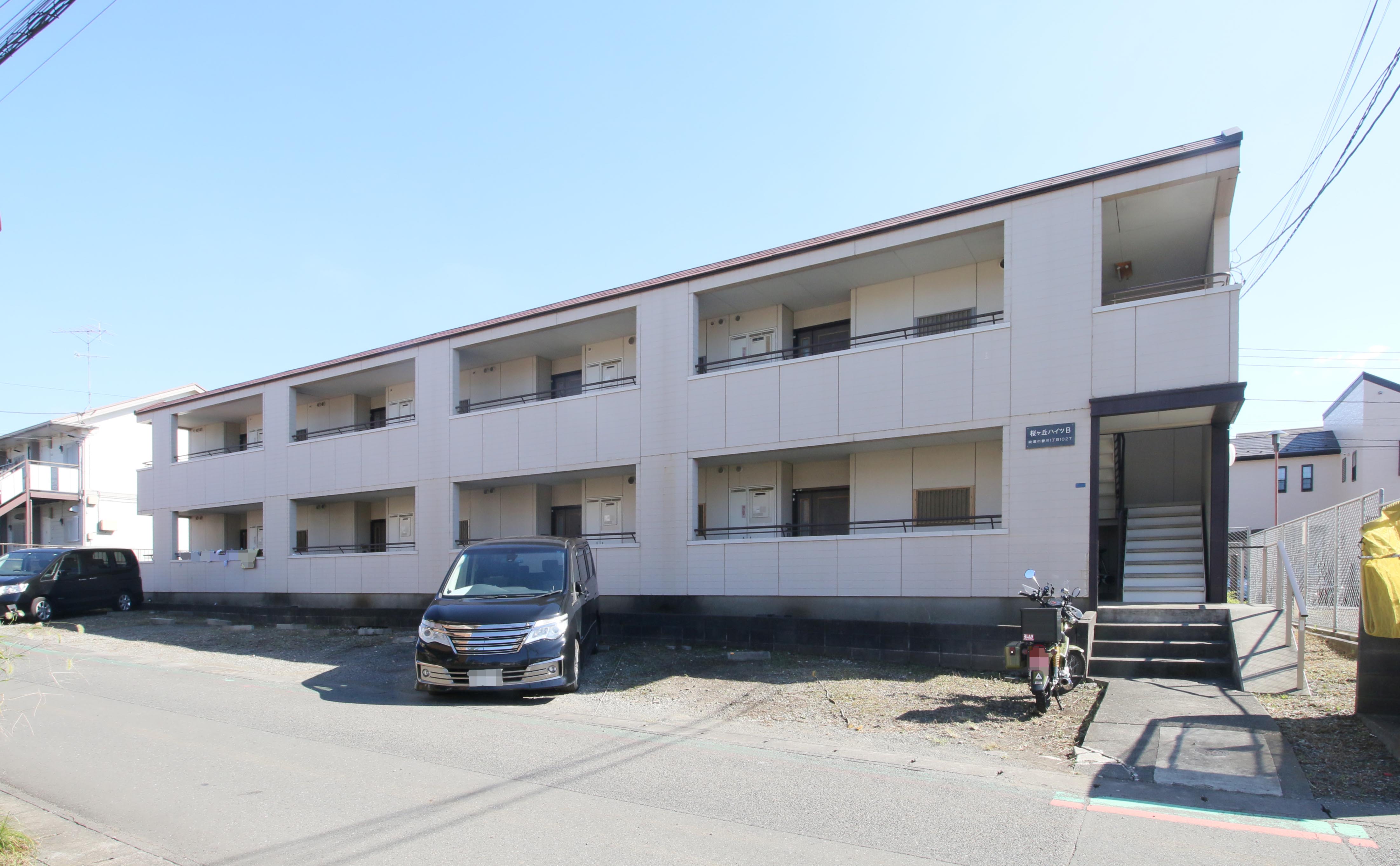 建物外観　駐車場１台付き無料です★（普通乗用車）
