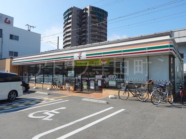 コンビニ　セブンイレブン大阪桑津1丁目店（コンビニ）まで119m