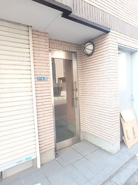 エントランス　エントランス