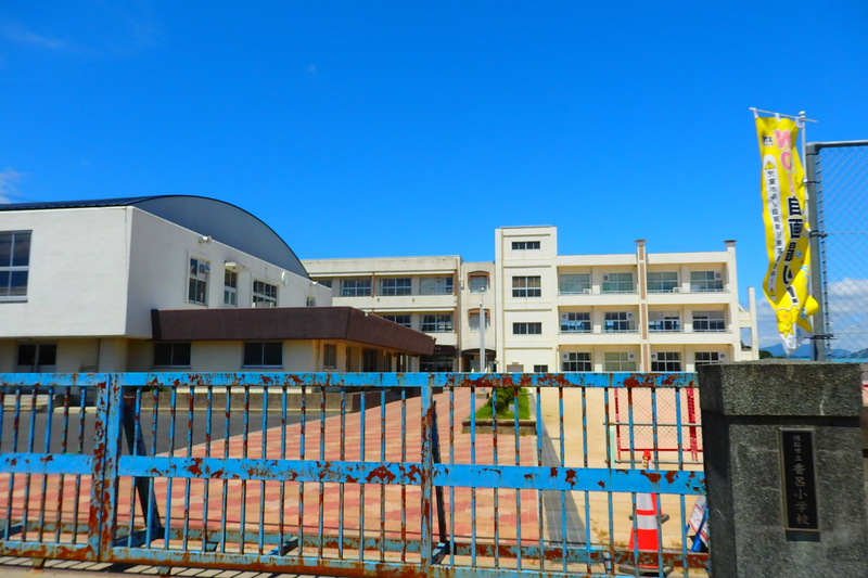 小学校　香呂小学校（小学校）まで1167m
