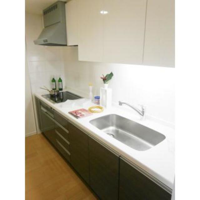 キッチン　※写真は同タイプ住戸です。