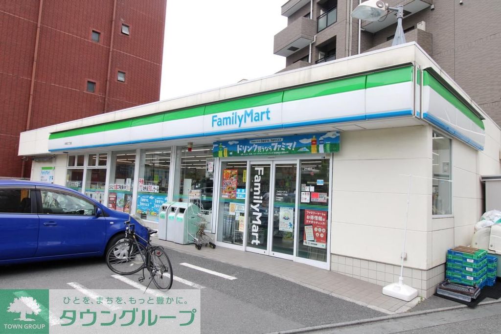 コンビニ　ファミリーマート 川崎駅西店（コンビニ）まで90m