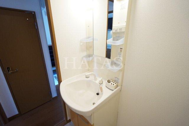 洗面設備　同物件別部屋です（間取り反転）