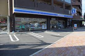 コンビニ　ローソン神戸若菜通五丁目店（コンビニ）まで126m