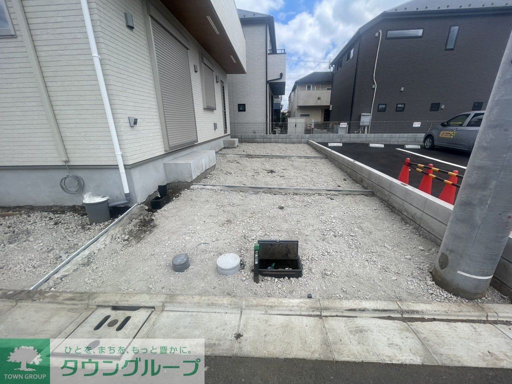 駐車場　駐車場
