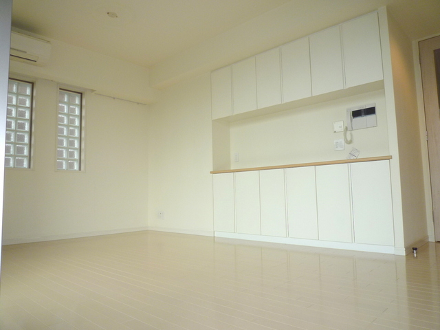 眺望　備え付け建具
