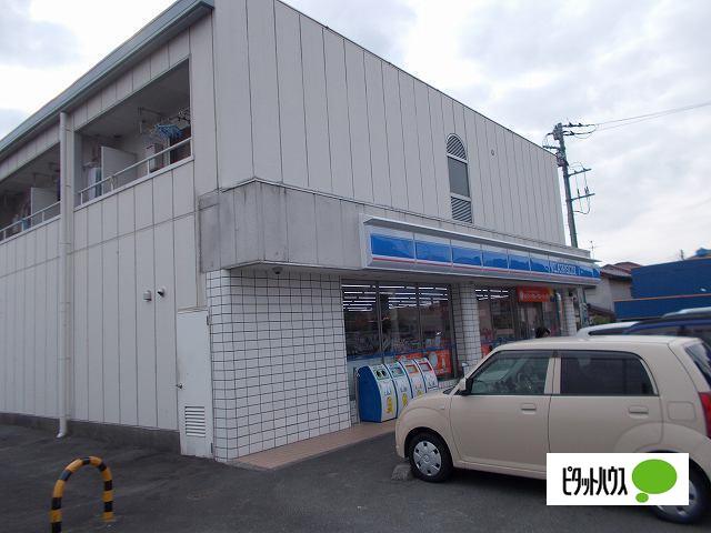 コンビニ　ローソン富士宮島店（コンビニ）まで597m