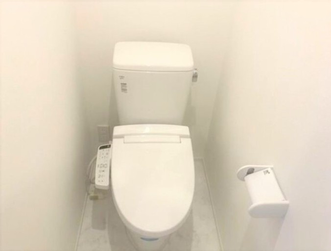 トイレ　※別部屋参考写真