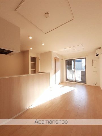 ＪＲ東海道本線 新所原駅 徒歩20分 2階建 築10年の居間写真