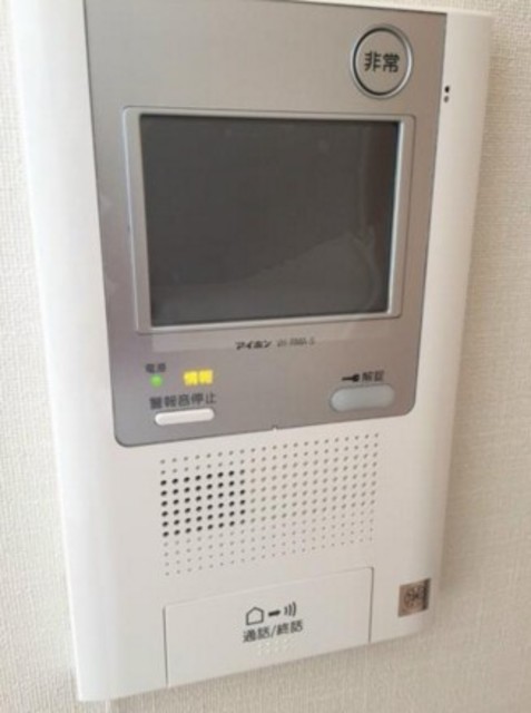 セキュリティ　モニター付きインターホン