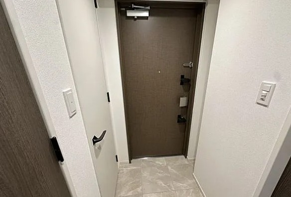 玄関　☆シューズインクローゼット付き玄関☆