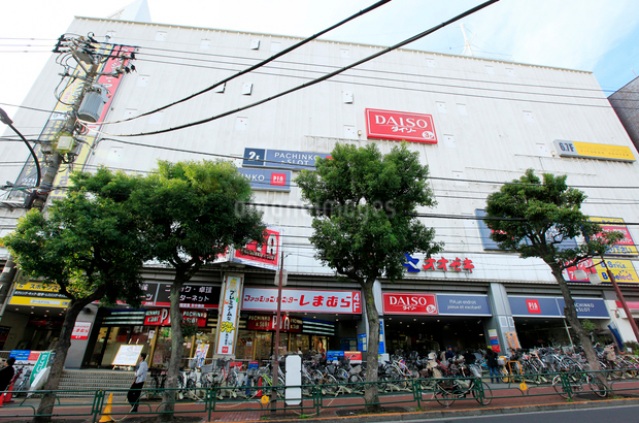ショッピングセンター　ダイソー大森駅前店（ショッピングセンター）まで801m