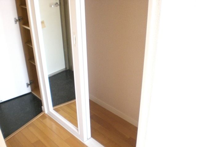 レオパレスブランシェ海老名IIIの内装写真