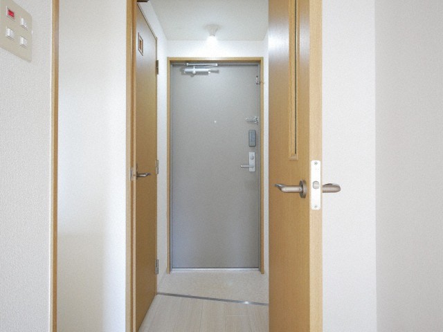 サークヒル学園前の玄関写真
