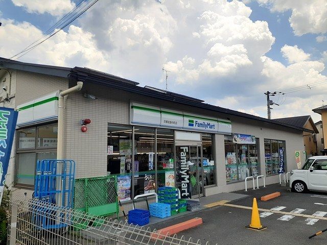 コンビニ　ファミリーマート京都岩倉中町（コンビニ）まで850m