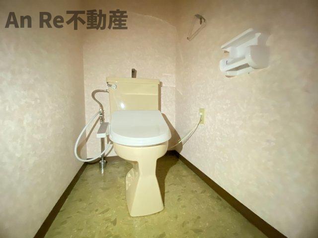 ＪＲ武蔵野線 東川口駅 徒歩8分 5階建 築35年のトイレ写真