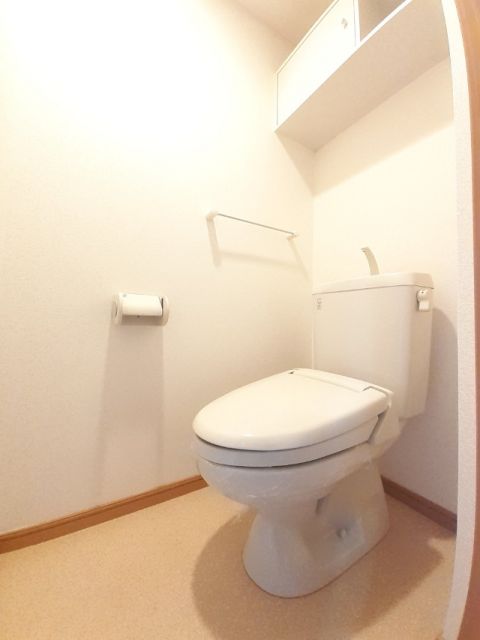 ヌーベル・ヴィラージュのトイレ写真