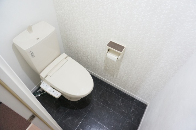 ＪＲ可部線 下祇園駅 徒歩5分 2階建 築12年のトイレ写真