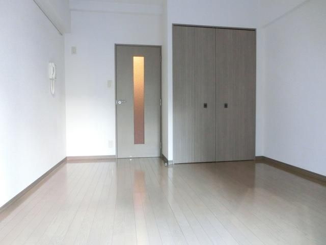 その他部屋・スペース　バルコニーから見たお部屋