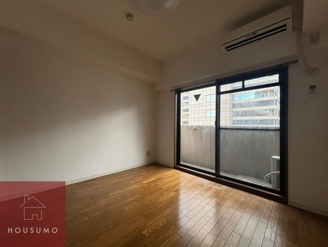 CityLifeディナスティ新大阪の居間写真
