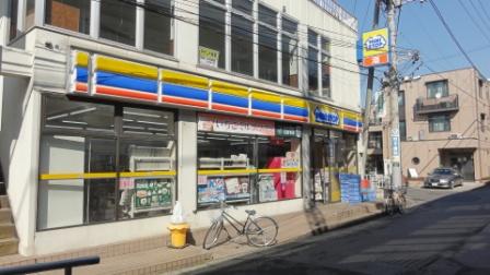 コンビニ　ファミリーマート草加谷塚店（コンビニ）まで1246m