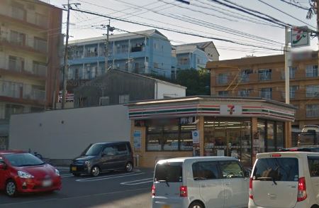 コンビニ　セブンイレブン小倉工業高校前店（コンビニ）まで262m