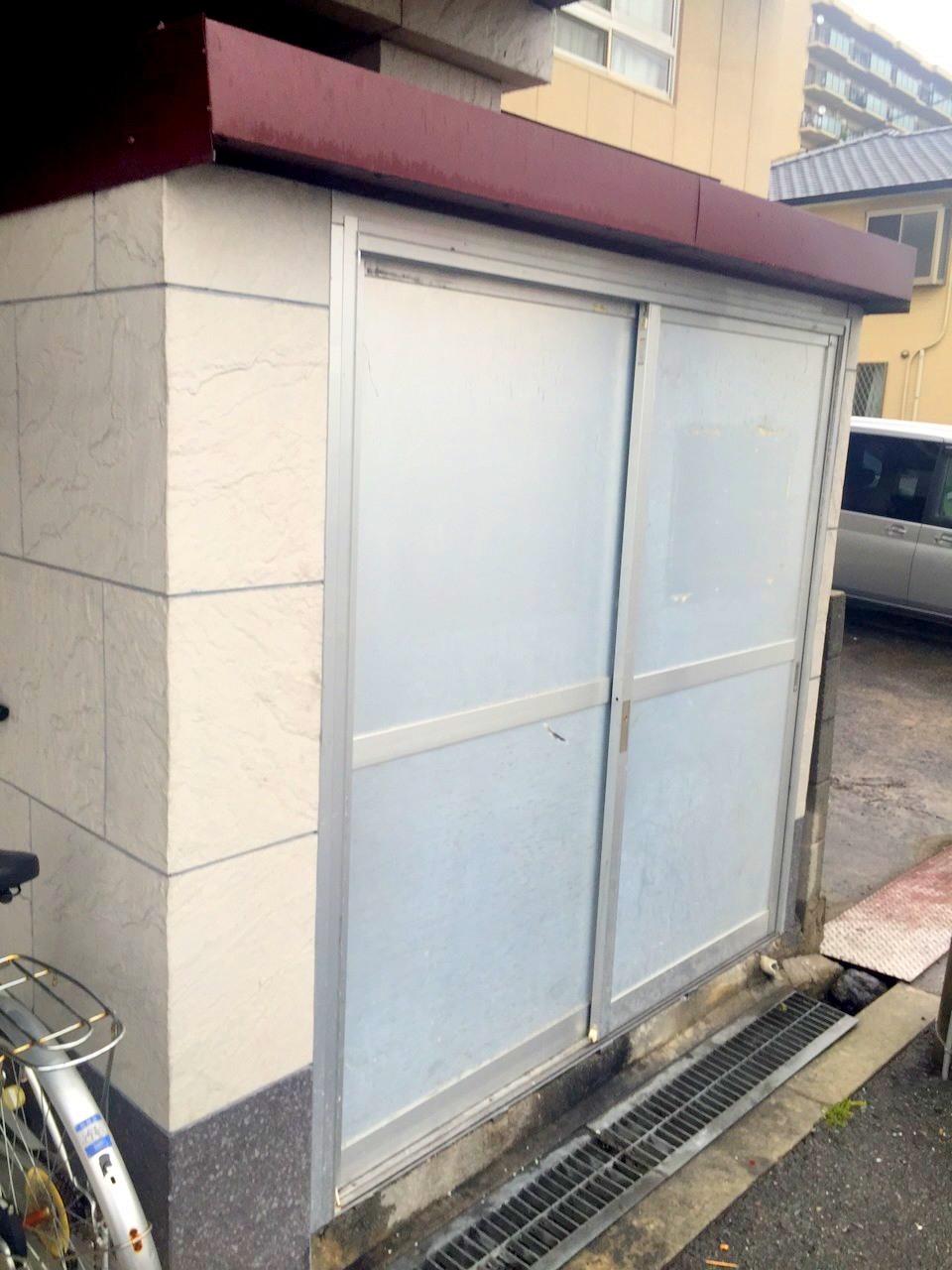 地下鉄千日前線 南巽駅 徒歩5分 7階建 築32年の外観写真
