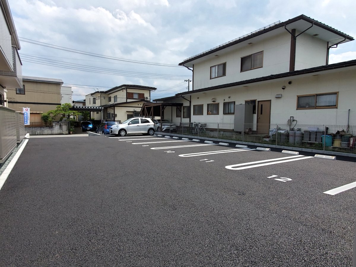 ドラックストア　ツルハドラッグ上町店（ドラッグストア）まで281m