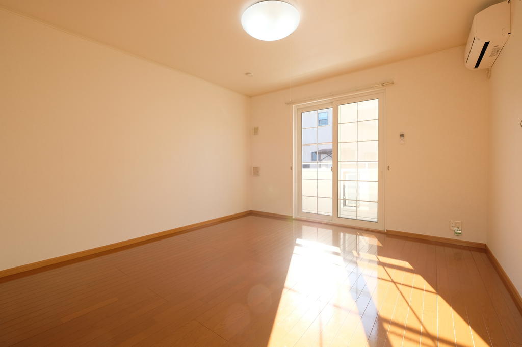 居室・リビング　写真は同型です