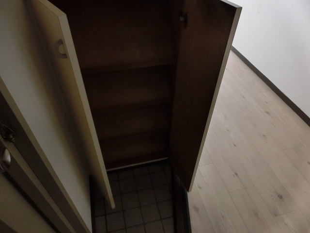 銀行　もみじ銀行平和通出張所（銀行）まで401m