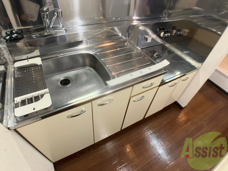 キッチン　キッチンはスペースも広々していて使いやすそうですよ！