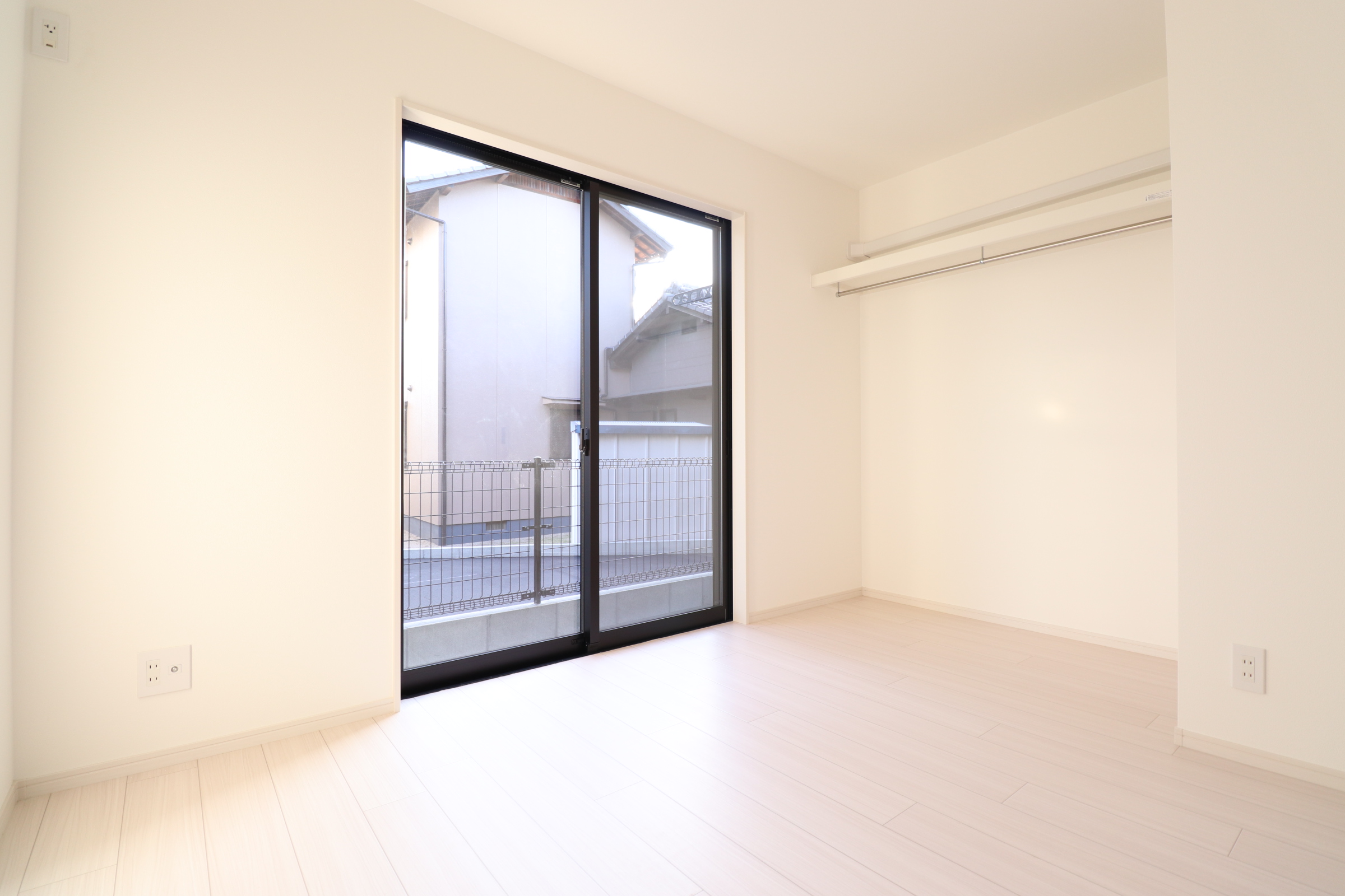 その他部屋・スペース　洋室です♪お洒落なオープンクローゼット♪