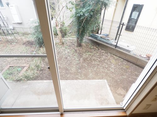 庭　専用庭スペース有り