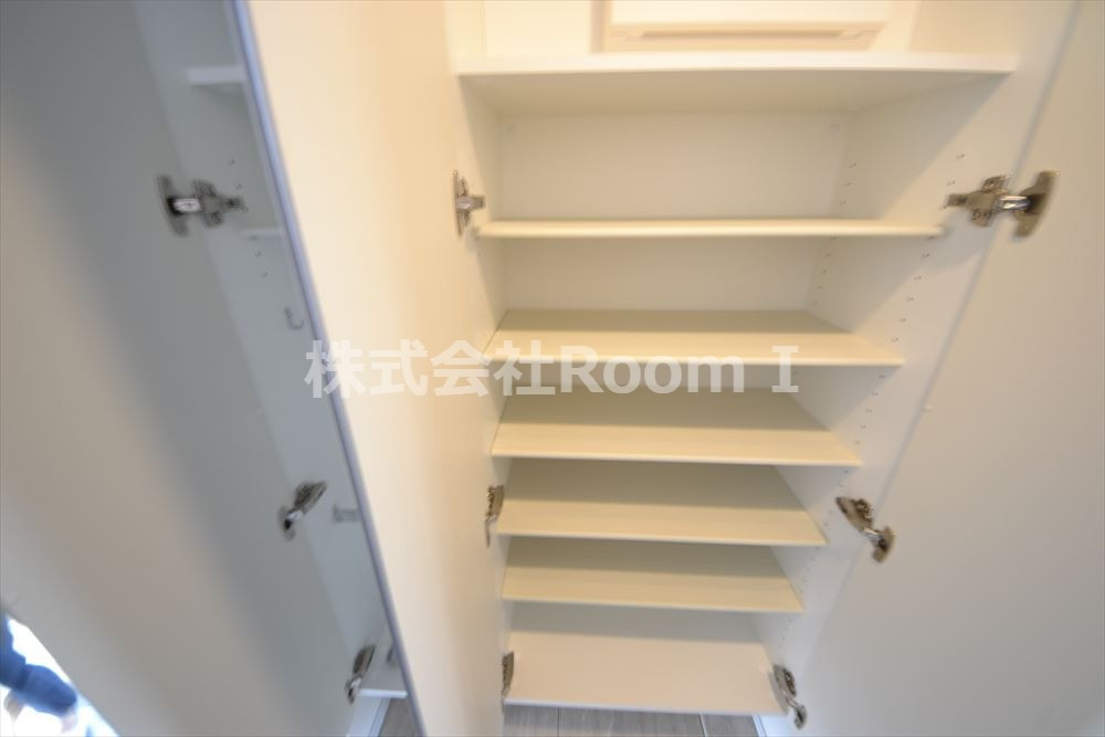 玄関　明るい玄関です