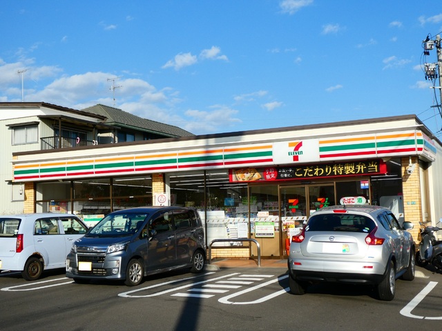 コンビニ　セブンイレブン仙台泉向陽台３丁（コンビニ）まで400m