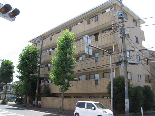 川崎市幸区矢上のマンションの建物外観