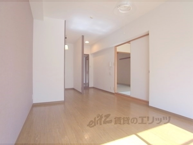 居室・リビング　リビング