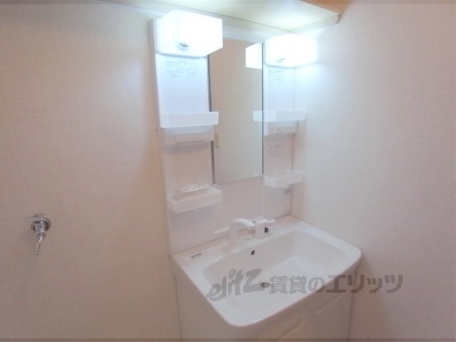 洗面設備　エアコン