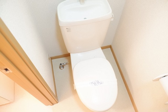 【大津市和邇今宿のアパートのトイレ】