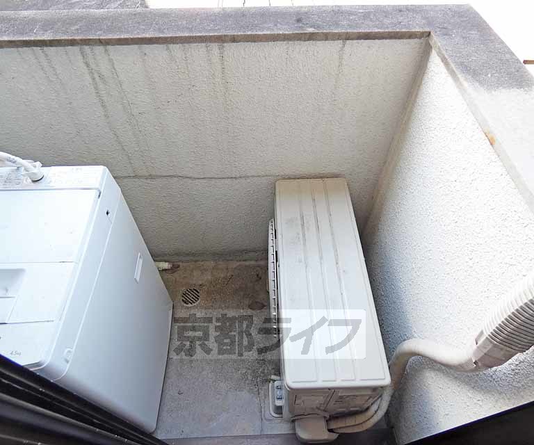 バルコニー　バルコニです。