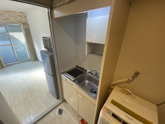 キッチン　※別号室の写真です
