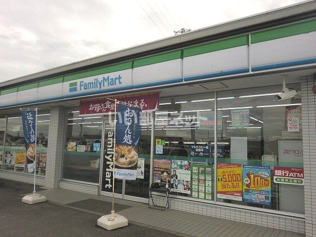 ヴィラ・ウエスト　南館のコンビニ