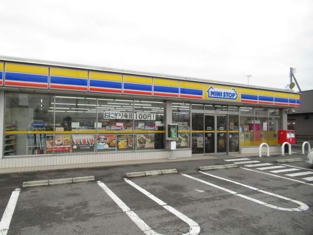 コンビニ　セブンイレブン郡山富久山久保田店（コンビニ）まで577m
