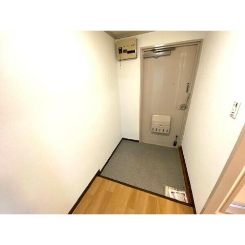 玄関　玄関（イメージ）