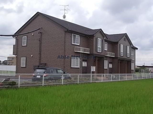 羽島郡笠松町中野のアパートの建物外観