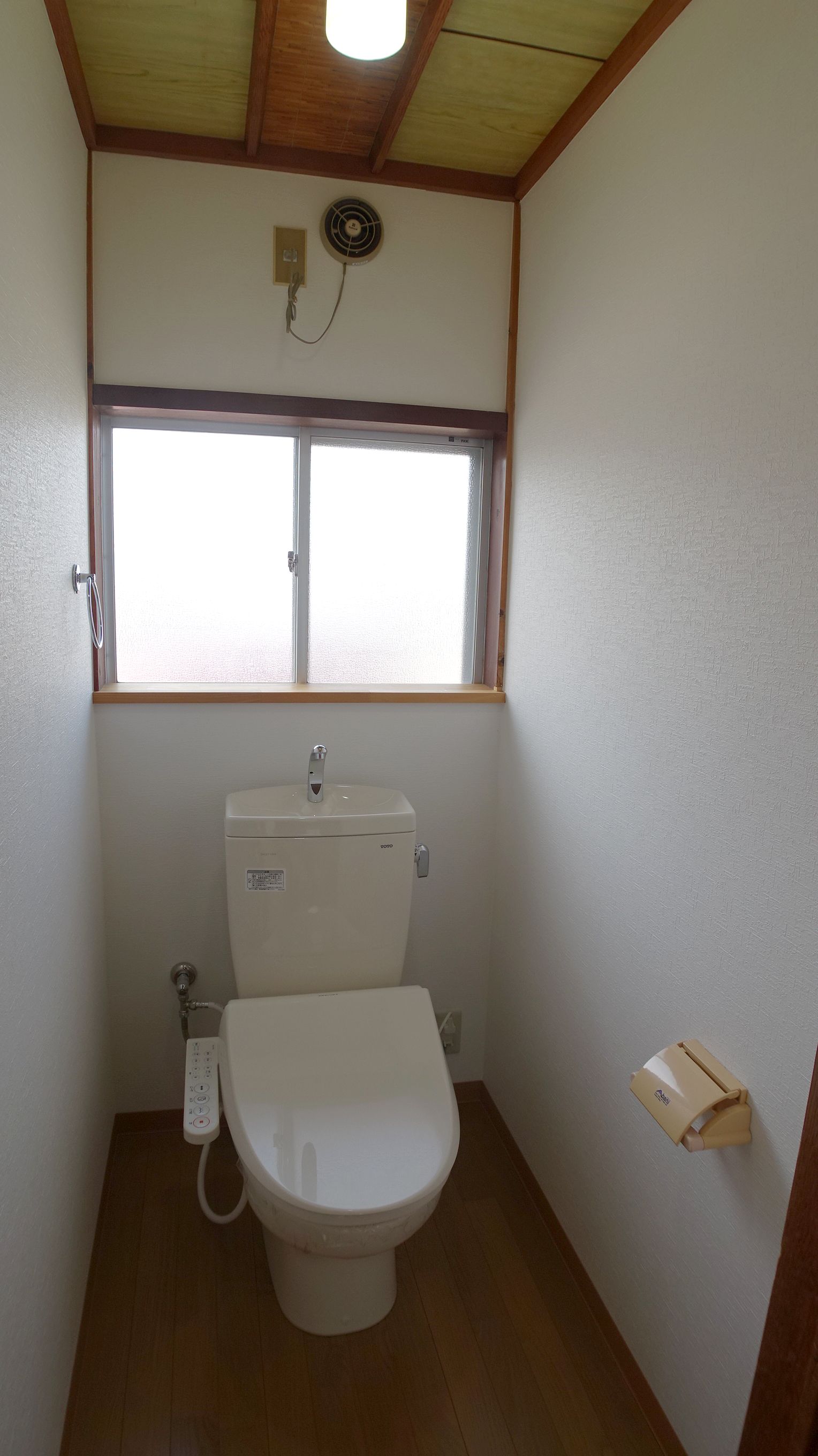 大石借家のトイレ写真