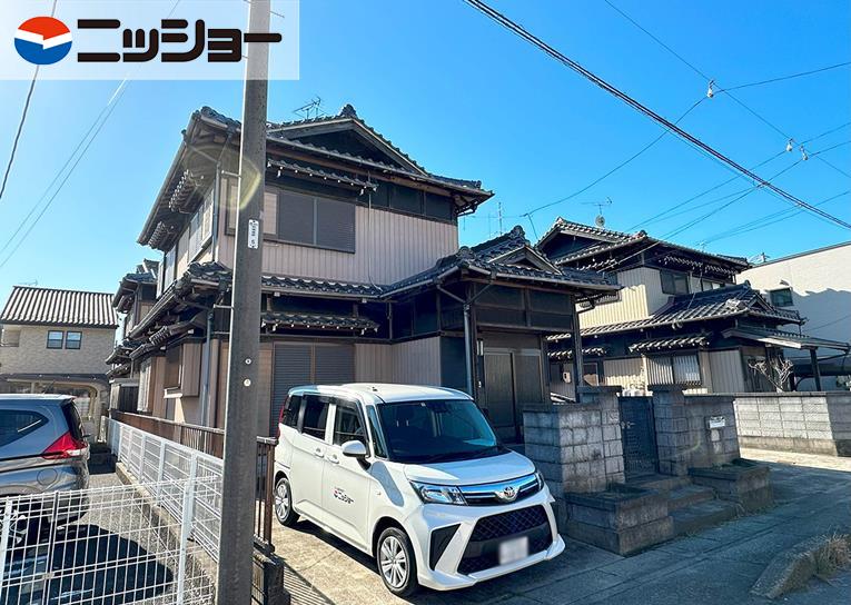 扶桑町高雄北東川貸家の建物外観