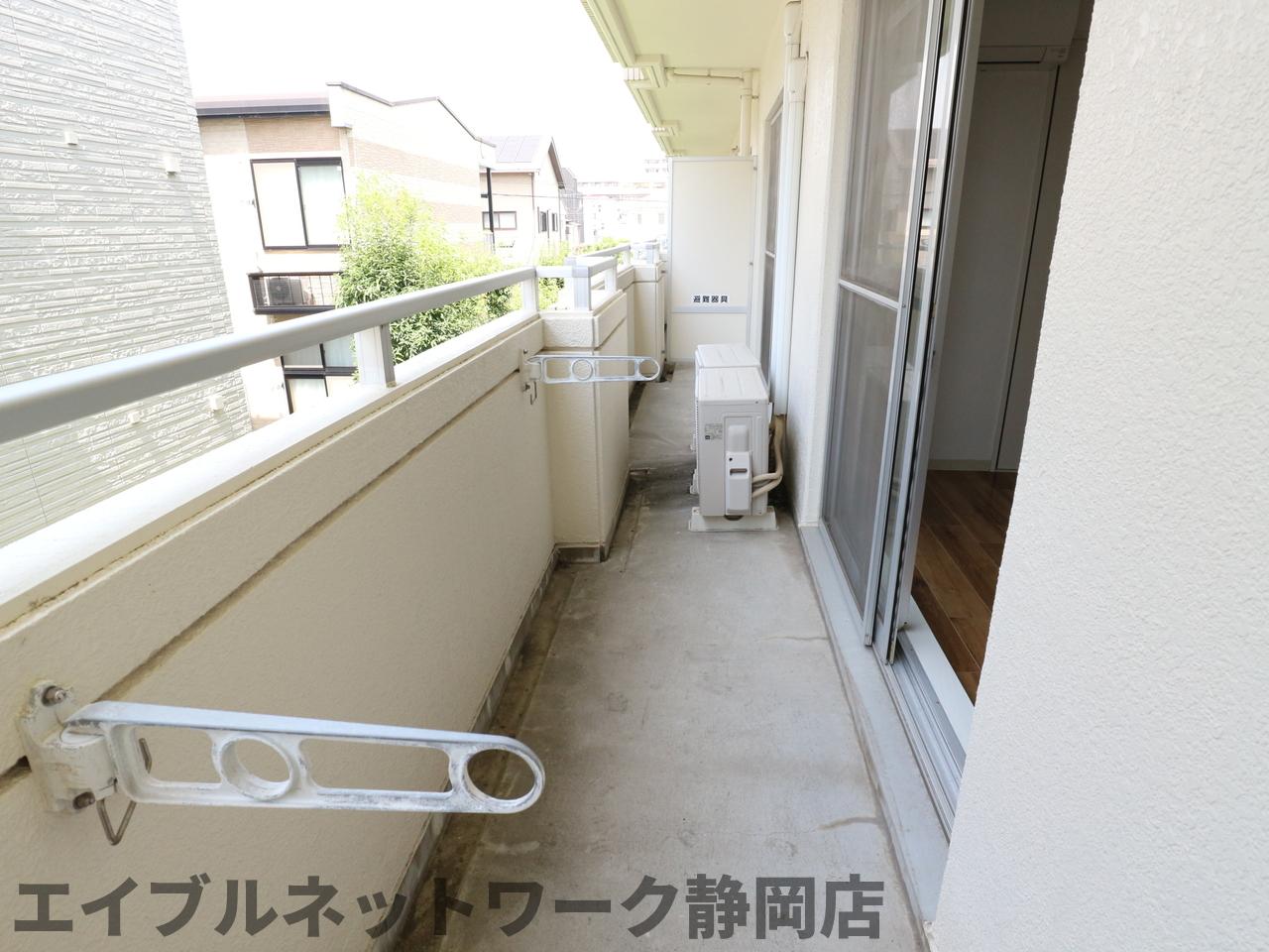 バルコニー　バルコニー付きです
