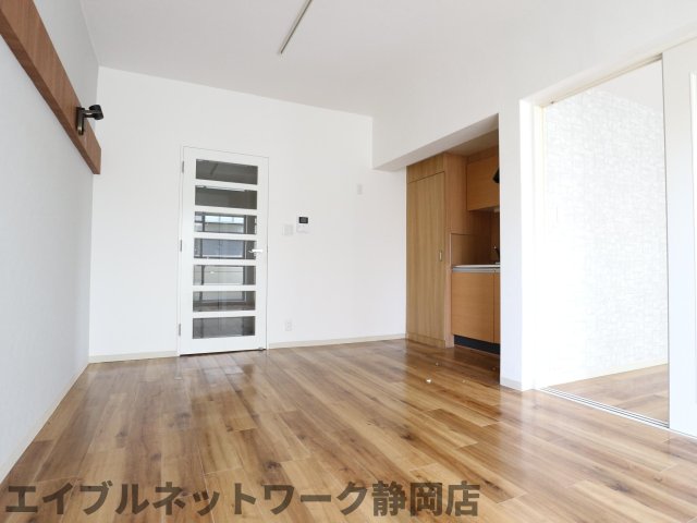 居室・リビング　おしゃれなリビングです